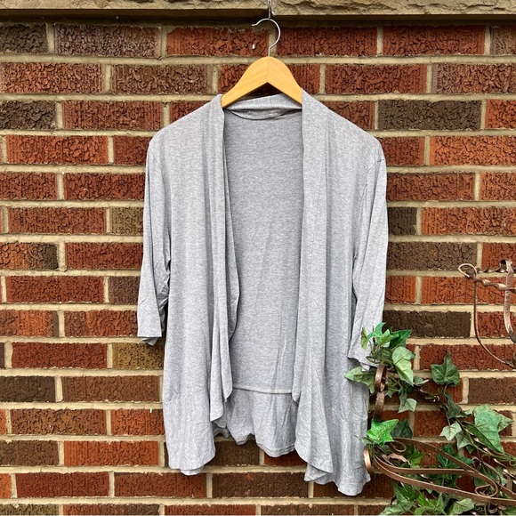 Sweaters - Gray 3/4 Sleeve Open Cardigan